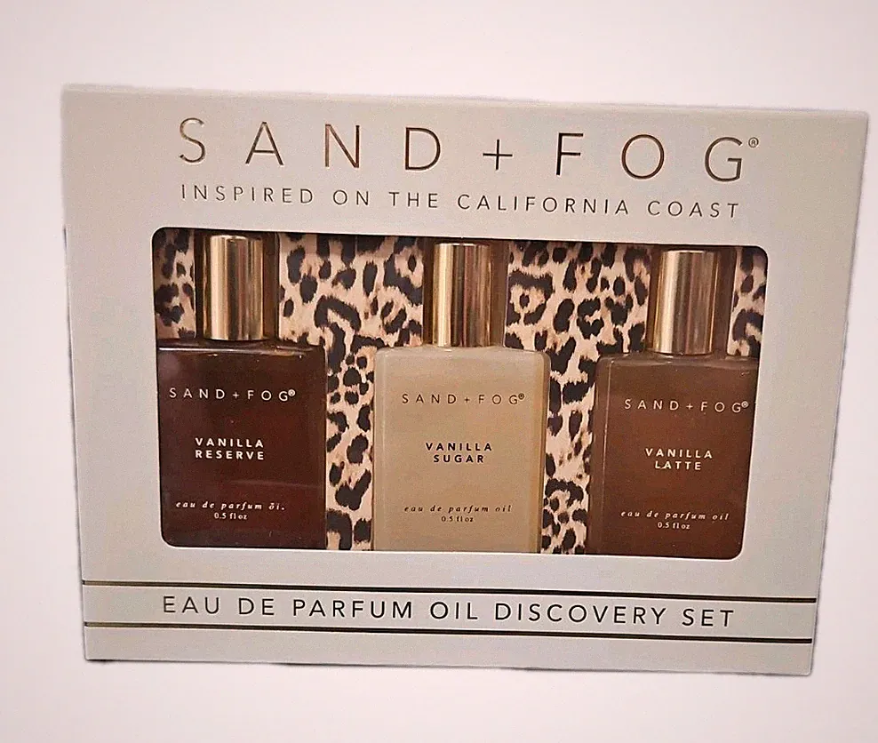 Sand + Fog Vanilla Perfume Oil Vanilla Reserve Sugar Latte Discovery Rollerball